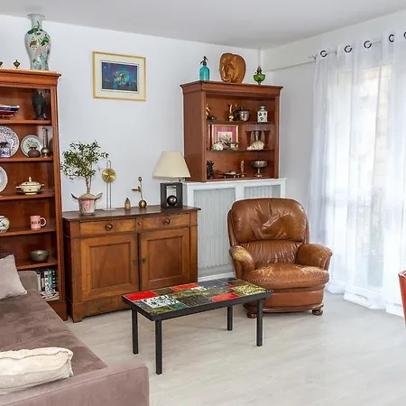 Le Brassens, 3 Chambres Et Balcon Apartamento *