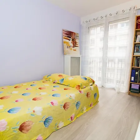Le Brassens, 3 Chambres Et Balcon Appartement *